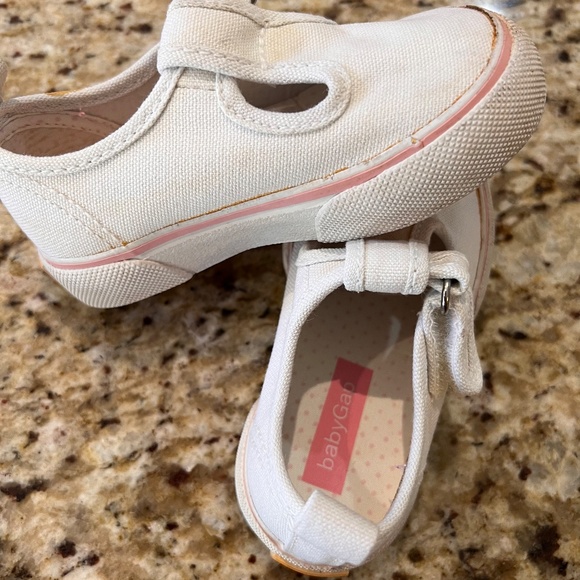 VINTAGE BABY GAP CANVAS sneakers Toddler size 6 - Picture 14 of 17